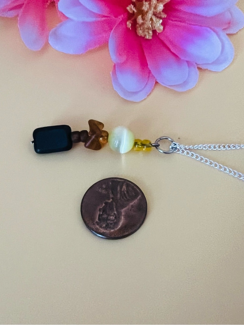 Black faceted crystal Beaded Pendant Necklace - Yellow, Brown & Black - Picture 5 of 5